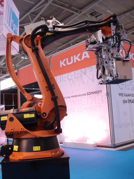 tubos corrugados abraçadeiras REIKU proteção cabos elétricos e mangueiras em robôs industriais ABB KUKA COMAU FANUC MOTOMAN YASKAWA UNVERSAL ROBOTS