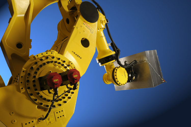 tubos corrugados abraçadeiras REIKU proteção cabos elétricos e mangueiras em robôs industriais ABB KUKA COMAU FANUC MOTOMAN YASKAWA UNVERSAL ROBOTS